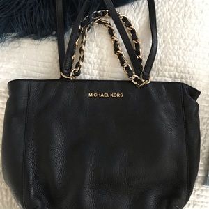Michael Korse purse